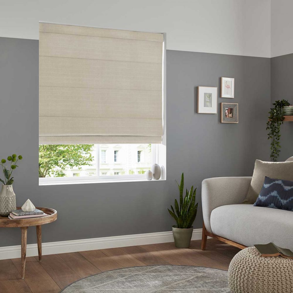 Vegas Oyster Roman Blind