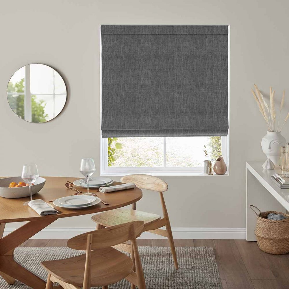 Seattle Otter Roman Blind