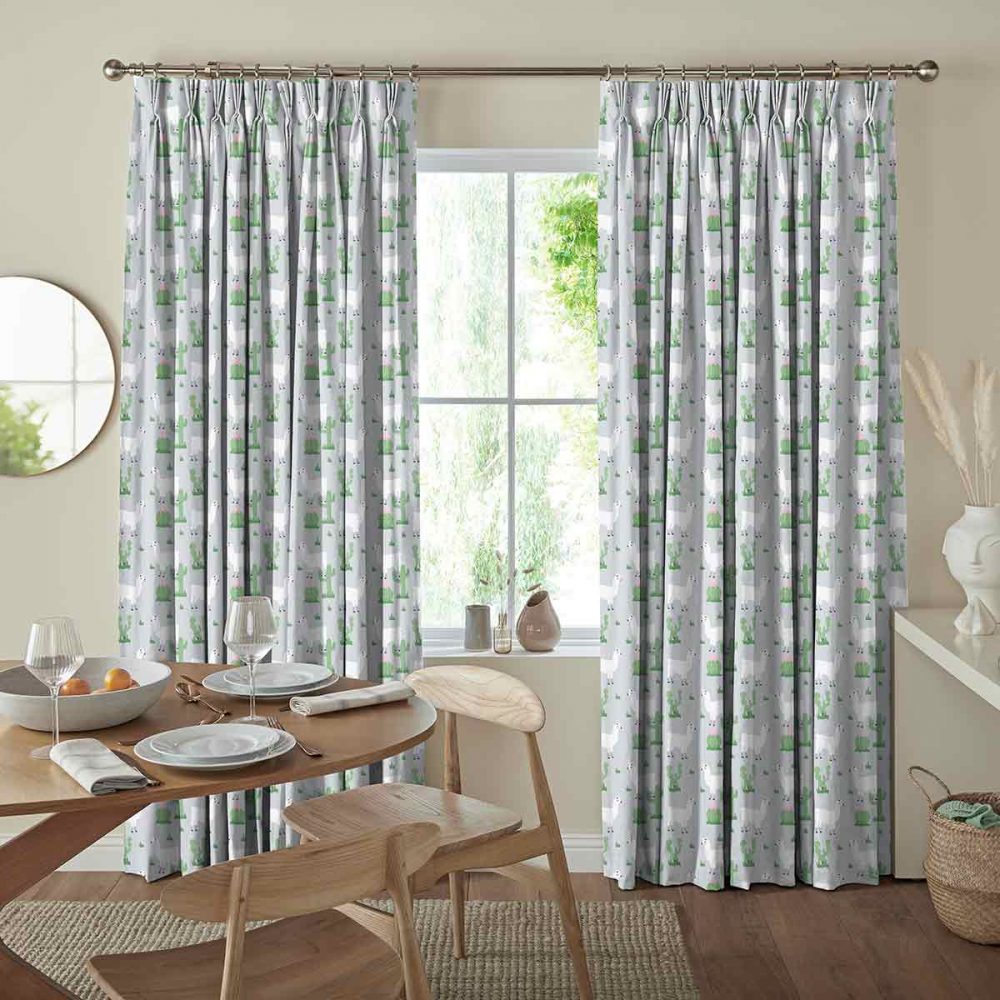 Llamas Multi Curtain