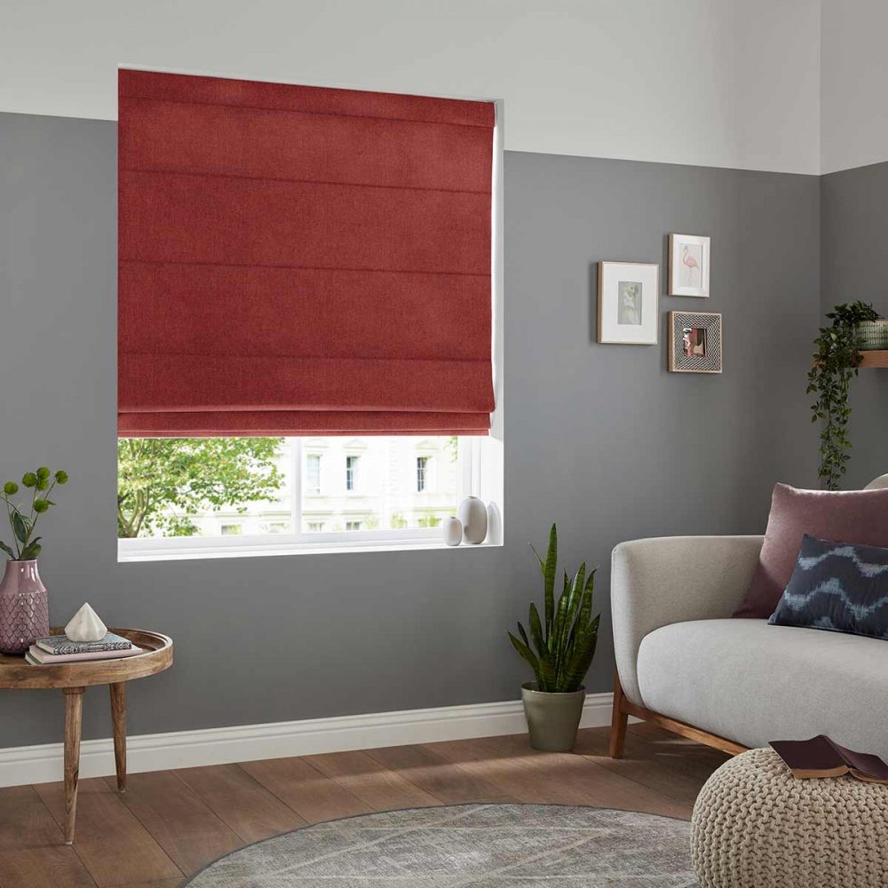 Frida Scarlet Roman Blind