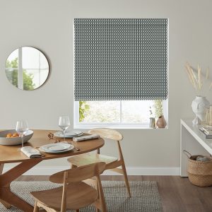 Holte  Aqua Roman Blind