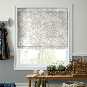 Picardie Fennel Roman Blind